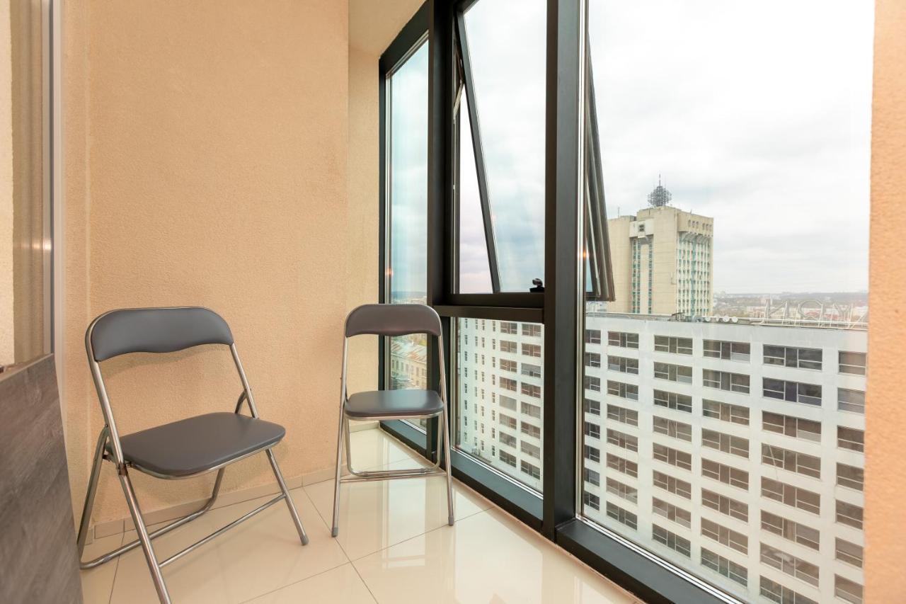 Main Street Sky House Apartments Chişinău Esterno foto