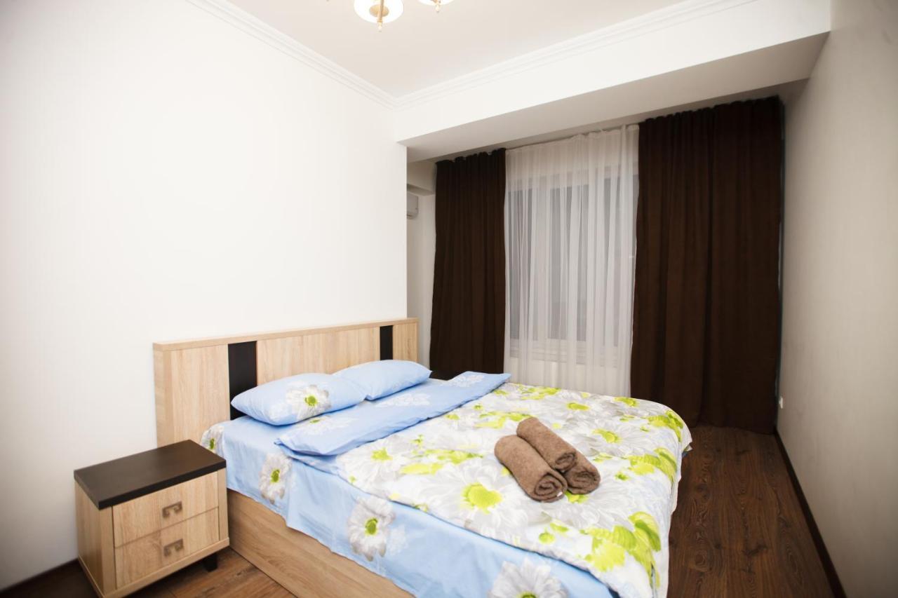 Main Street Sky House Apartments Chişinău Esterno foto