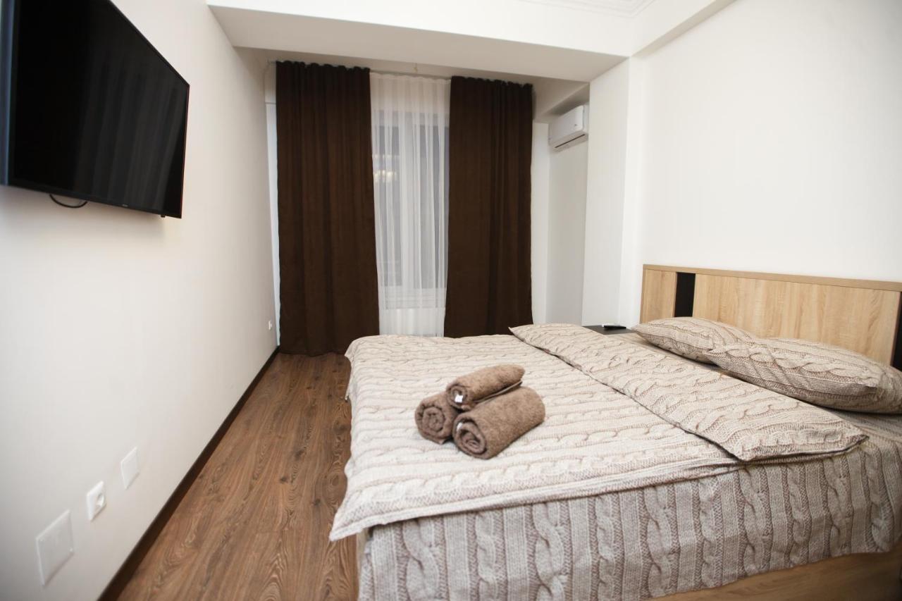 Main Street Sky House Apartments Chişinău Esterno foto